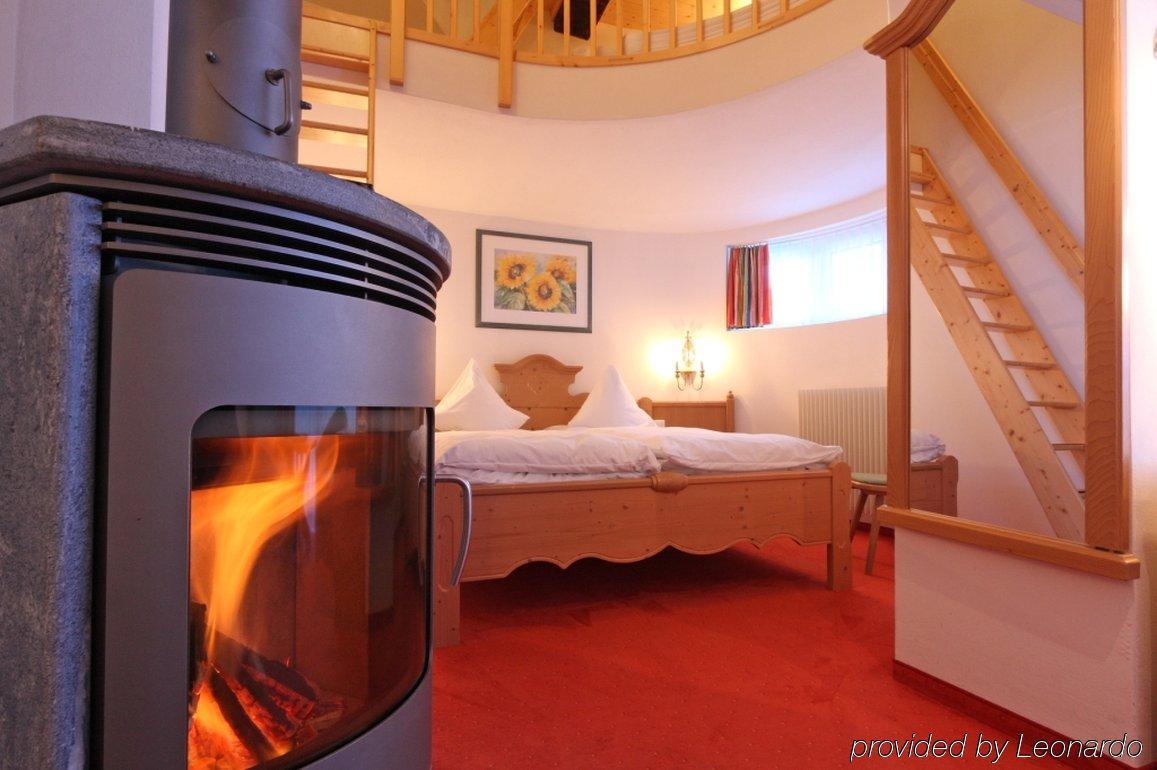 Lifestyle & Spa Hotel Graecherhof Grächen Kamer foto